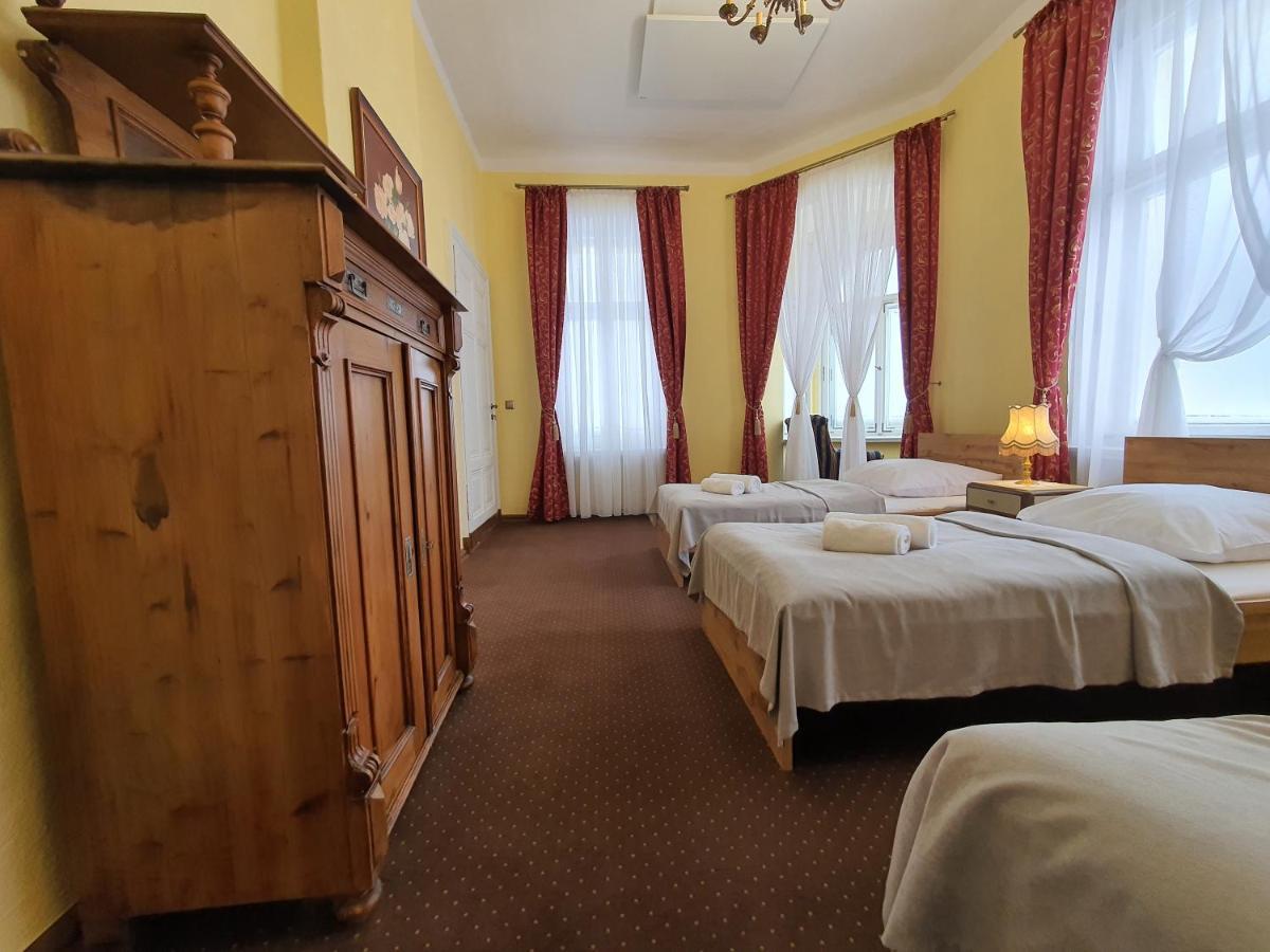 Palac Lawica- Splywy Przelomem Bardzkim Kłodzko Exteriör bild