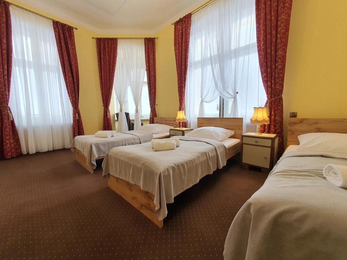 Palac Lawica- Splywy Przelomem Bardzkim Kłodzko Exteriör bild