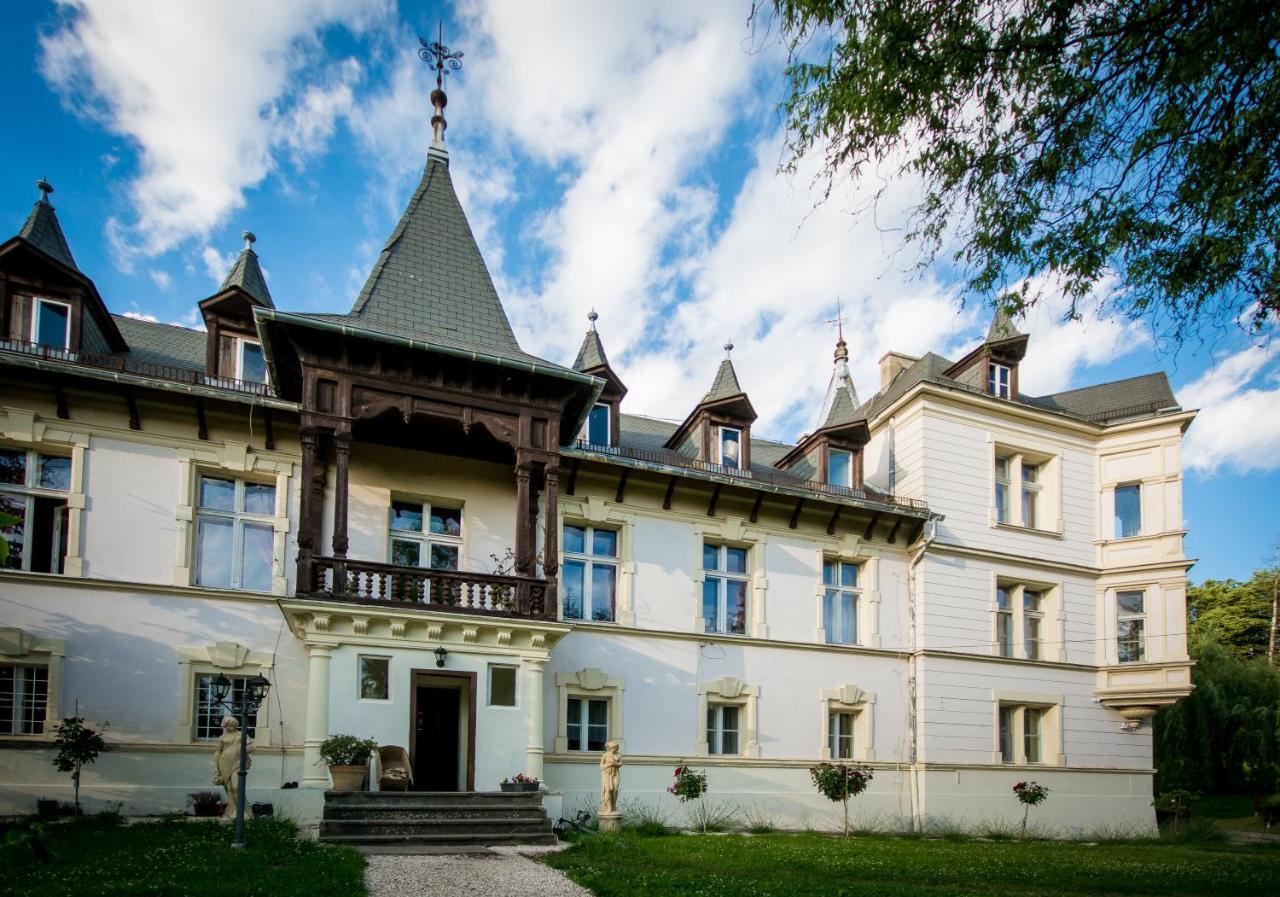 Palac Lawica- Splywy Przelomem Bardzkim Kłodzko Exteriör bild